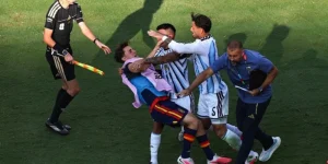 Ba thành viên Argentina bị FIFA điều tra vì cáo buộc hành hung